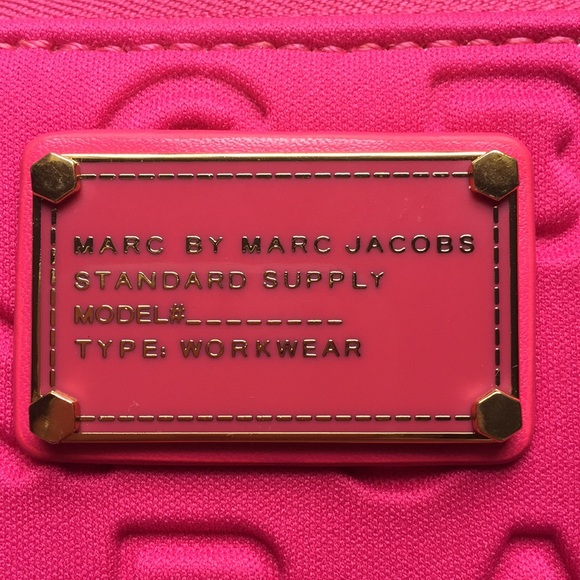 Marc Jacobs Wristlet - Picture 3 of 5